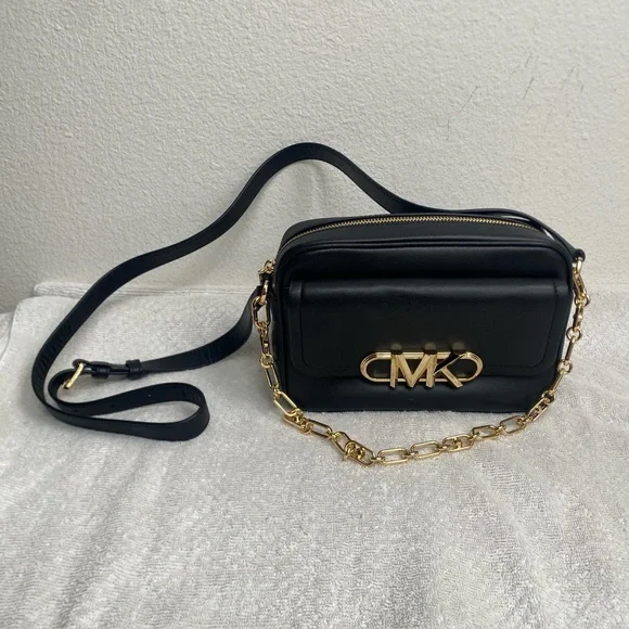 Michael Kors Women's Black Leather Gold Logo Parker Camera Crossbody Bag Classic - Picture 1 of 15